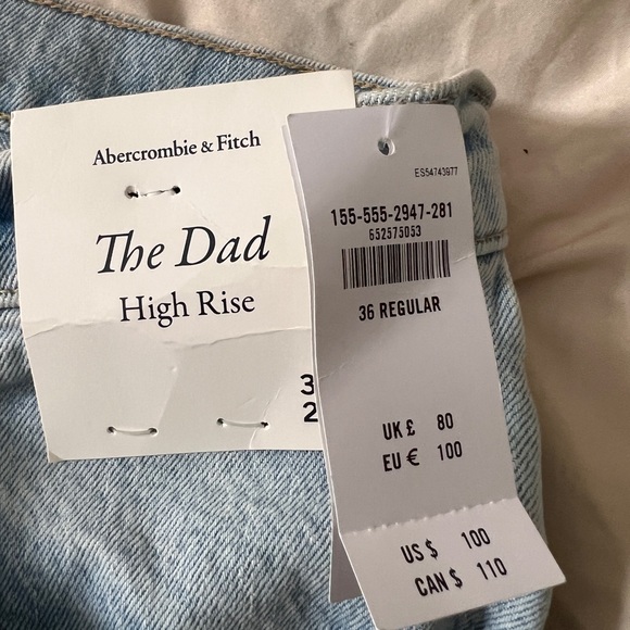 Abercrombie & Fitch | “The Dad High Rise” - Picture 3 of 7